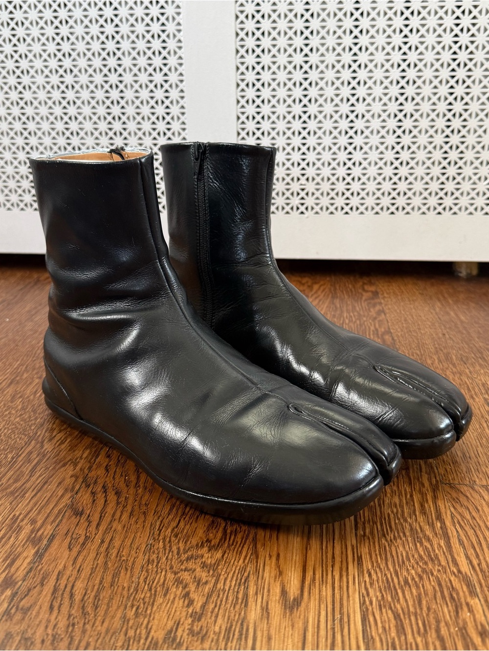 Black Tabi Split-Toe Leather Ankle Boots